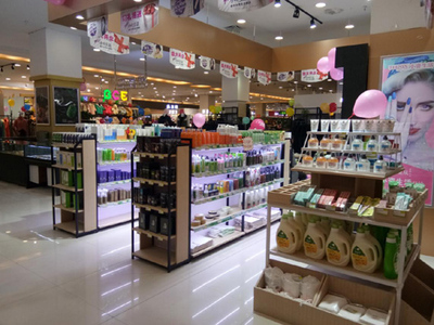 小資生活加盟致富不用愁？理性看待化妝品零售店的盈利前景